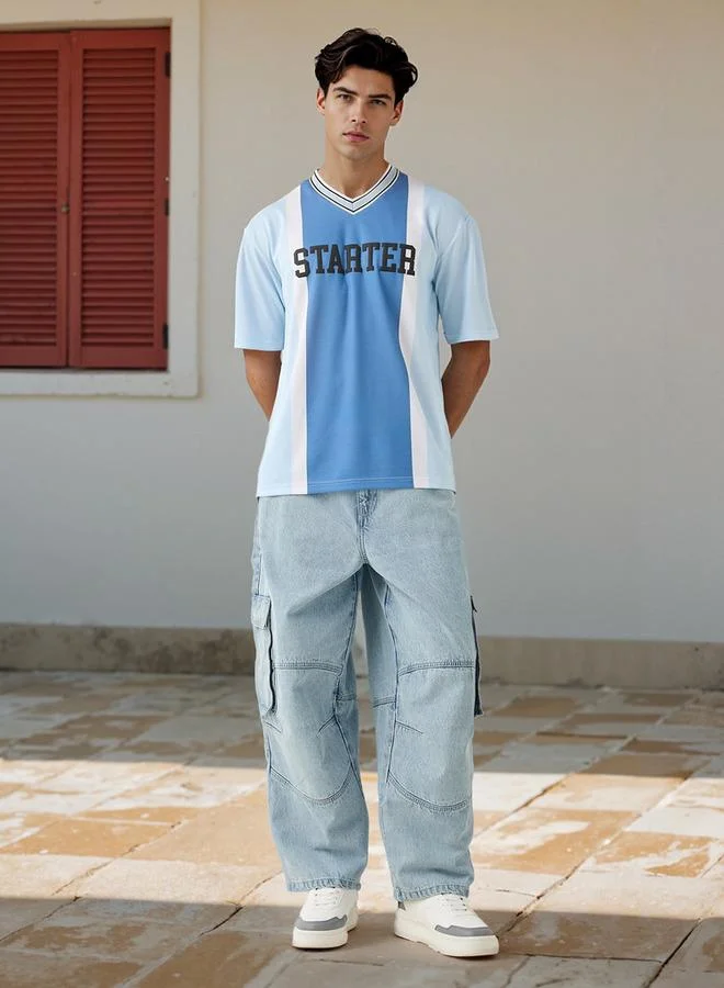 ستارتر تيشيرت مطبوع بياقة على شكل حرف  وأكمام قصيرة للمبتدئين